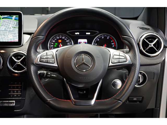 メルセデスベンツ Ｂクラス Ｂ２５０ ４マティック スポーツ ４ＷＤ H28年 (北海道) 99