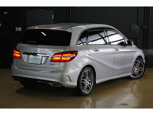 メルセデスベンツ Ｂクラス Ｂ２５０ ４マティック スポーツ ４ＷＤ H28年 (北海道) 99