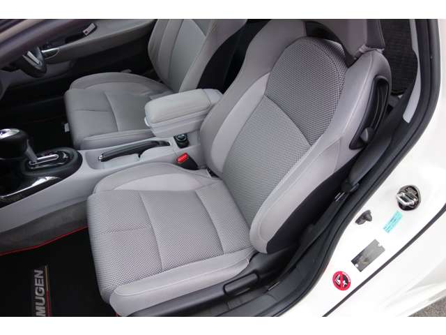 ホンダ ＣＲ−Ｚ １．５ アルファ H22年 () 99