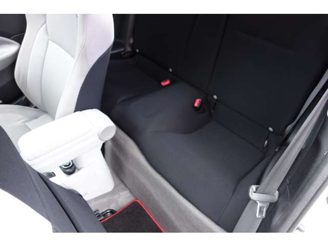 ホンダ ＣＲ−Ｚ １．５ アルファ H22年 () 99