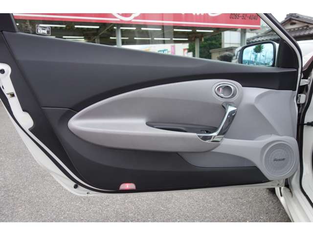 ホンダ ＣＲ−Ｚ １．５ アルファ H22年 () 99