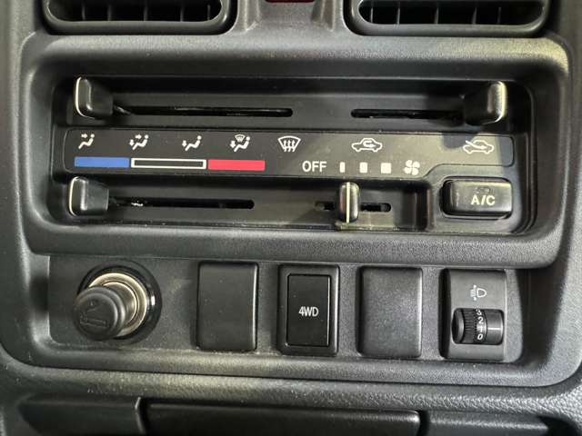 スズキ キャリイトラック ６６０ ＫＣエアコン・パワステ ３方開 ４ＷＤ H25年 (東北) 99
