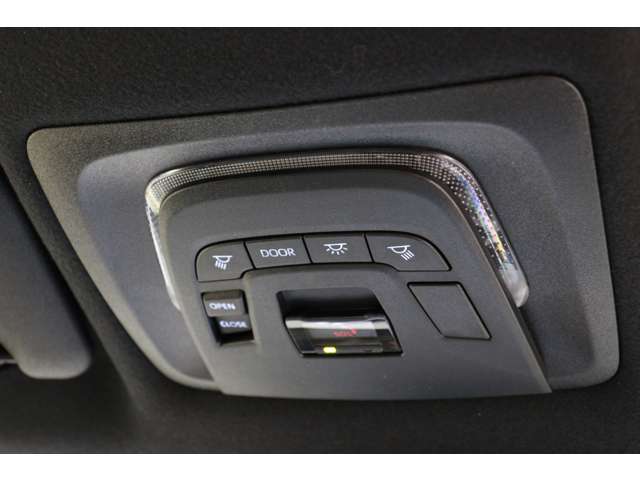 トヨタ カローラクロス　ハイブリッド １．８ ハイブリッド Ｚ R6年 (東海) 99