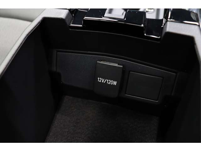 トヨタ カローラクロス　ハイブリッド １．８ ハイブリッド Ｚ R6年 (東海) 99