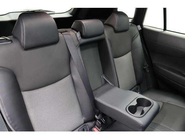 トヨタ カローラクロス　ハイブリッド １．８ ハイブリッド Ｚ R6年 (東海) 99