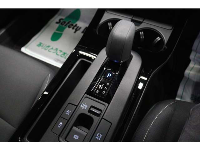 トヨタ プリウス ２．０ Ｇ R5年 (東海) 99