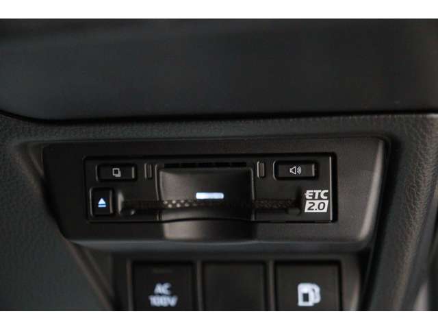 トヨタ プリウス ２．０ Ｇ R5年 (東海) 99