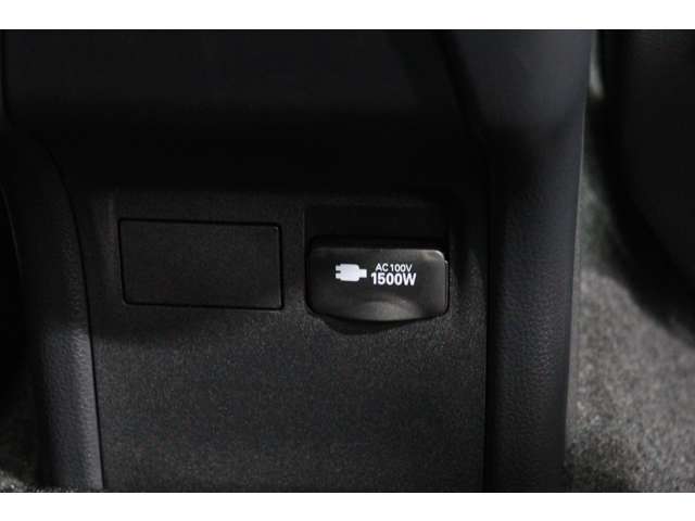 トヨタ プリウス ２．０ Ｇ R5年 (東海) 99