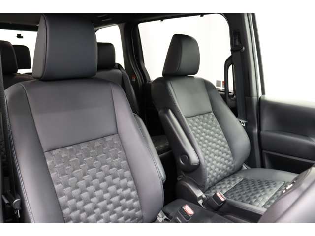 トヨタ ヴォクシー ２．０ Ｓ－Ｚ R5年 (東海) 99