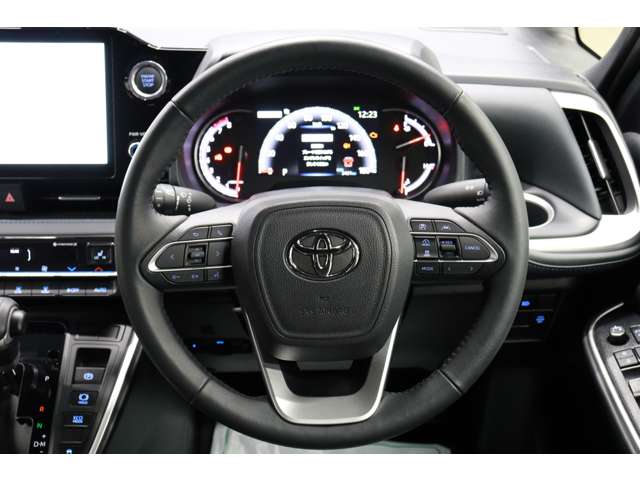 トヨタ ヴォクシー ２．０ Ｓ－Ｚ R5年 (東海) 99