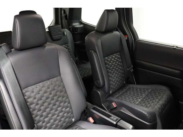 トヨタ ヴォクシー ２．０ Ｓ－Ｚ R5年 (東海) 99