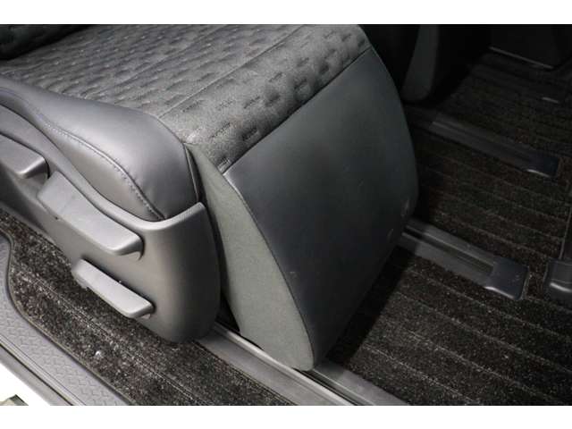 トヨタ ヴォクシー ２．０ Ｓ－Ｚ R5年 (東海) 99