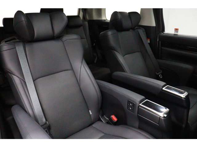 トヨタ アルファード ２．５ Ｓ Ｃパッケージ R5年 (東海) 99