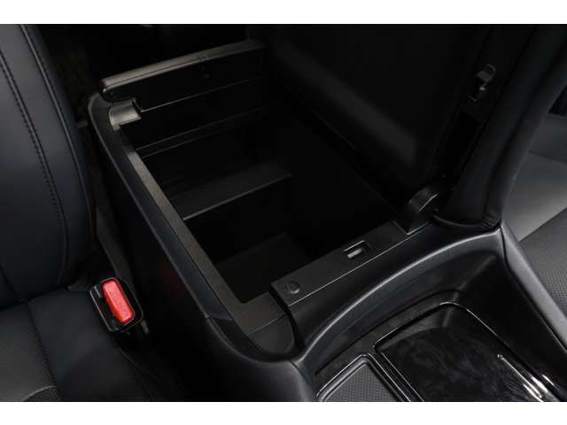 トヨタ アルファード ２．５ Ｓ Ｃパッケージ R4年 (東海) 99