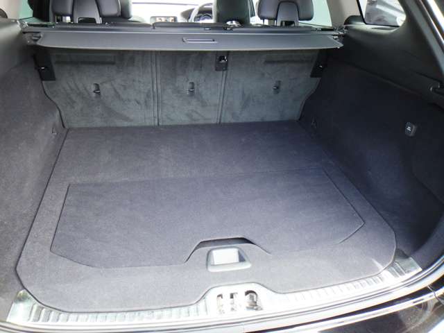 ボルボ ＸＣ６０ Ｄ４　クラシック H28年 (東北) 99