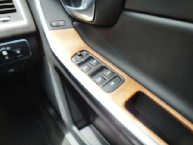 ボルボ ＸＣ６０ Ｄ４　クラシック H28年 (東北) 99