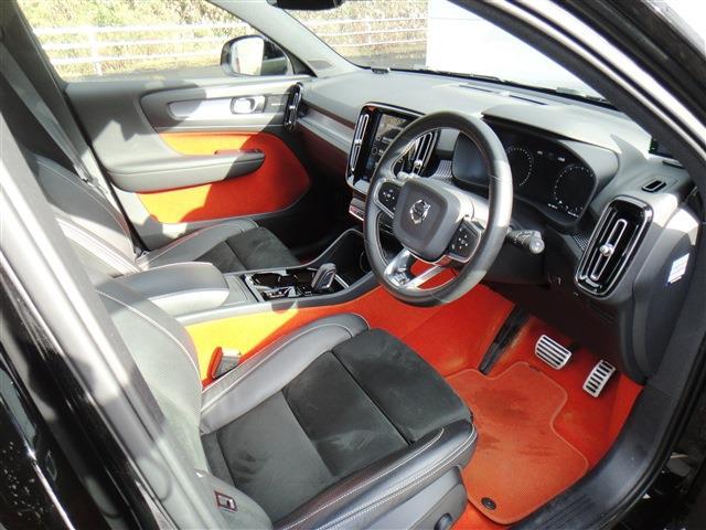 ボルボ ＸＣ４０ Ｔ４ ＡＷＤ Ｒデザイン ４ＷＤ R2年 (東北) 99