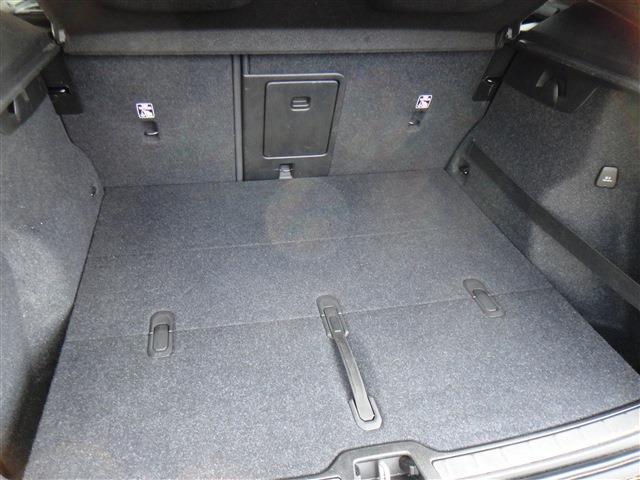 ボルボ ＸＣ４０ Ｔ４ ＡＷＤ Ｒデザイン ４ＷＤ R2年 (東北) 99