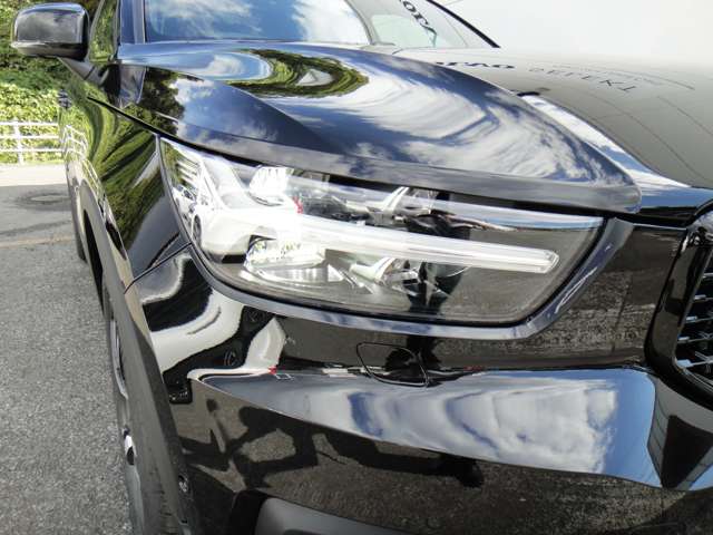 ボルボ ＸＣ４０ Ｔ４ ＡＷＤ Ｒデザイン ４ＷＤ R2年 (東北) 99