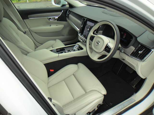 ボルボ Ｖ９０クロスカントリー アルティメット Ｂ５ ＡＷＤ ４ＷＤ R5年 (東北) 99