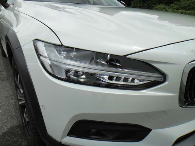 ボルボ Ｖ９０クロスカントリー アルティメット Ｂ５ ＡＷＤ ４ＷＤ R5年 (東北) 99