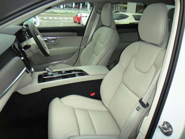 ボルボ Ｖ９０クロスカントリー アルティメット Ｂ５ ＡＷＤ ４ＷＤ R5年 (東北) 99