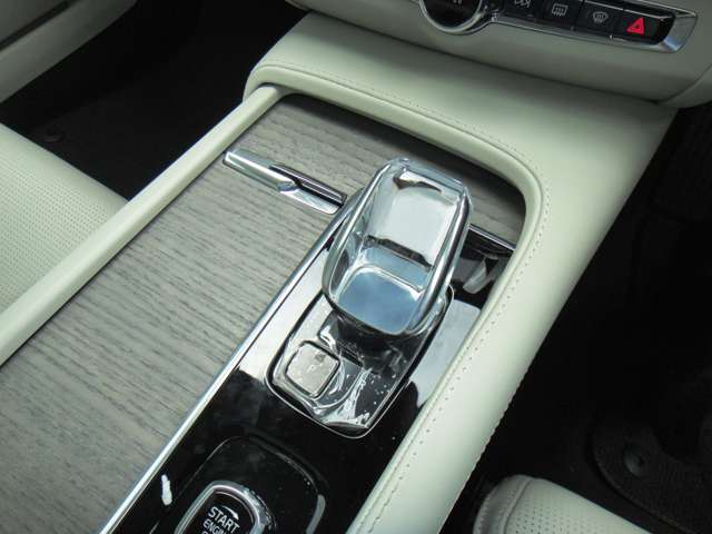 ボルボ Ｖ９０クロスカントリー アルティメット Ｂ５ ＡＷＤ ４ＷＤ R5年 (東北) 99