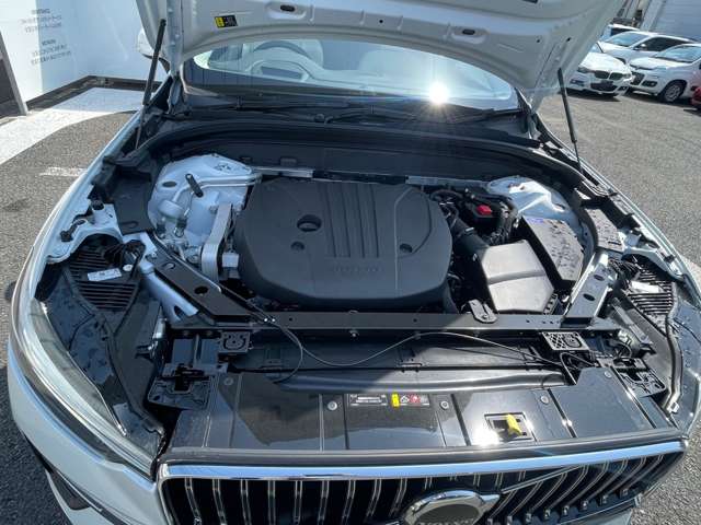 ボルボ ＸＣ６０ アルティメット Ｂ５ ＡＷＤ ４ＷＤ R5年 (東北) 99