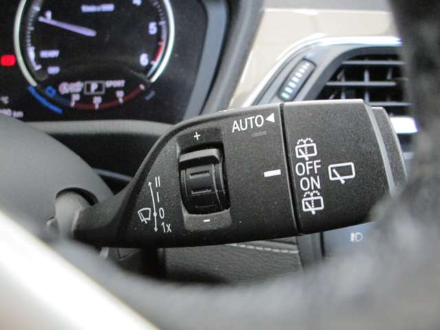 ＢＭＷ Ｘ１ Ｘドライブ １８Ｄ Ｘライン ４ＷＤ R2年 (近畿) 99