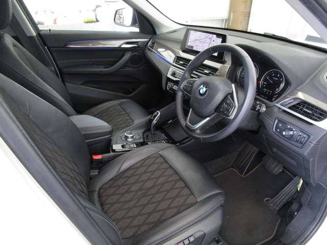 ＢＭＷ Ｘ１ Ｘドライブ １８Ｄ Ｘライン ４ＷＤ R2年 (近畿) 99