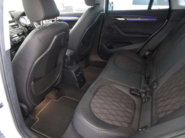 ＢＭＷ Ｘ１ Ｘドライブ １８Ｄ Ｘライン ４ＷＤ R2年 (近畿) 99