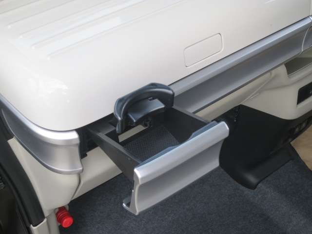 スズキ スペーシア ６６０ ハイブリッド Ｘ R5年 (関東) 99