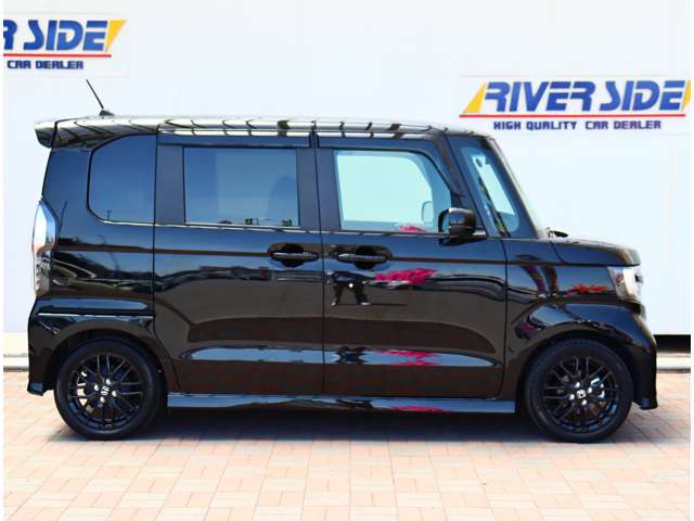 ホンダ Ｎ　ＢＯＸ カスタム ６６０ Ｌ ターボ スタイルプラス ブラック R4年 (関東) 99