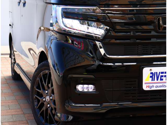 ホンダ Ｎ　ＢＯＸ カスタム ６６０ Ｌ ターボ スタイルプラス ブラック R4年 (関東) 99