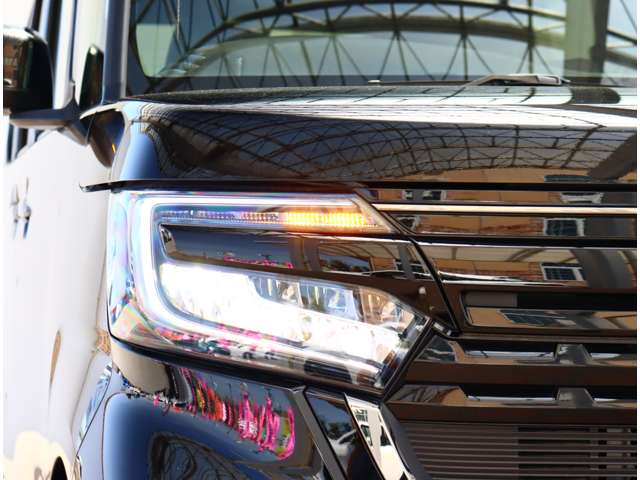 ホンダ Ｎ　ＢＯＸ カスタム ６６０ Ｌ ターボ スタイルプラス ブラック R4年 (関東) 99