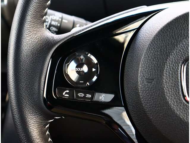 ホンダ Ｎ　ＢＯＸ カスタム ６６０ Ｌ ターボ スタイルプラス ブラック R4年 (関東) 99