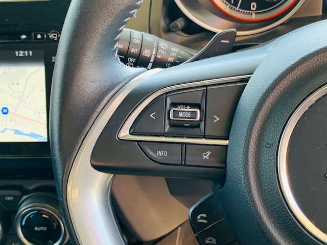 スズキ スイフト １．２ ハイブリッド ＲＳ セーフティパッケージ装着車 H29年 (東北) 99