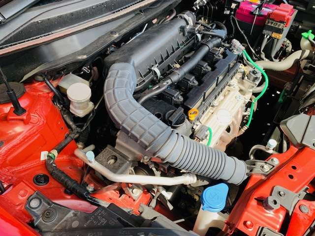 スズキ スイフト １．２ ハイブリッド ＲＳ セーフティパッケージ装着車 H29年 (東北) 99