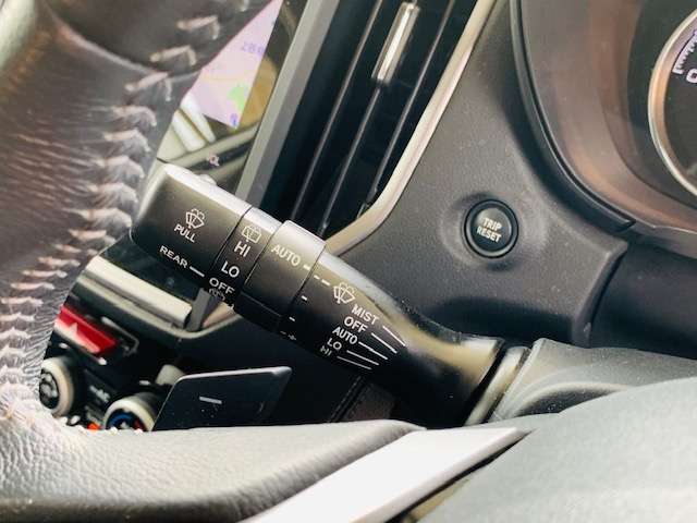 スバル フォレスター　ハイブリッド ２．０ ツーリング ４ＷＤ R3年 (東北) 99