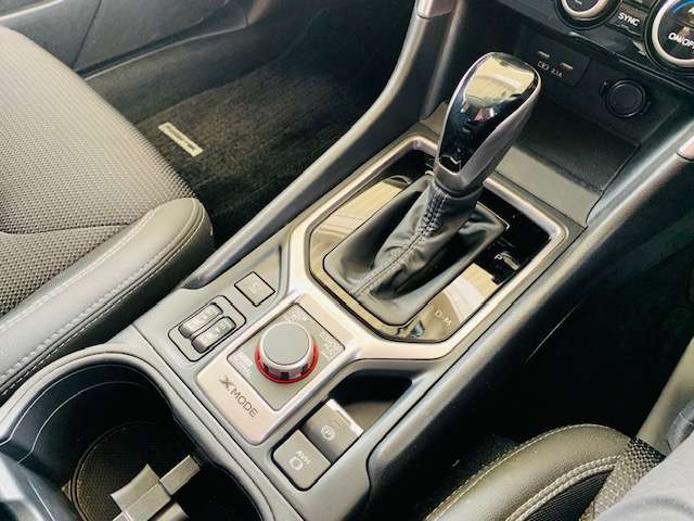 スバル フォレスター　ハイブリッド ２．０ ツーリング ４ＷＤ R3年 (東北) 99