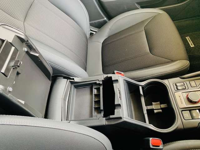 スバル フォレスター　ハイブリッド ２．０ ツーリング ４ＷＤ R3年 (東北) 99