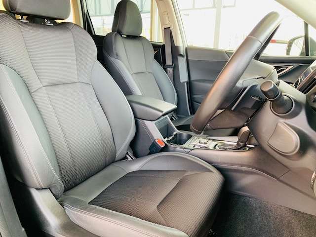 スバル フォレスター　ハイブリッド ２．０ ツーリング ４ＷＤ R3年 (東北) 99