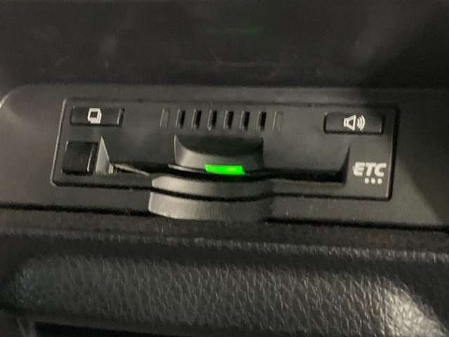 トヨタ ノア ２．０ ＳＩ ＷＸＢ H30年 (東北) 99