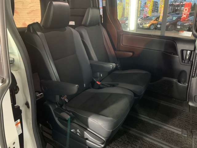 トヨタ ノア ２．０ ＳＩ ＷＸＢ H30年 (東北) 99