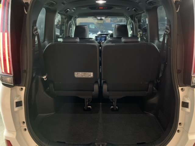 トヨタ ノア ２．０ ＳＩ ＷＸＢ H30年 (東北) 99