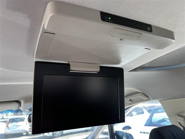 トヨタ アルファード　ハイブリッド ハイブリッド ２．５ ＳＲ Ｅ－ＦＯＵＲ ４ＷＤ H27年 (関東) 99