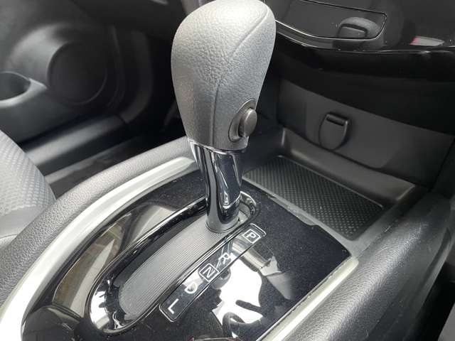 日産 エクストレイル ２．０ ２０Ｓ ２列車 ４ＷＤ R1年 (東北) 99