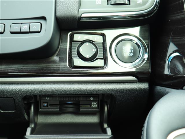 トヨタ クラウンアスリート ２．０ Ｓ－Ｔ H27年 (関東) 99