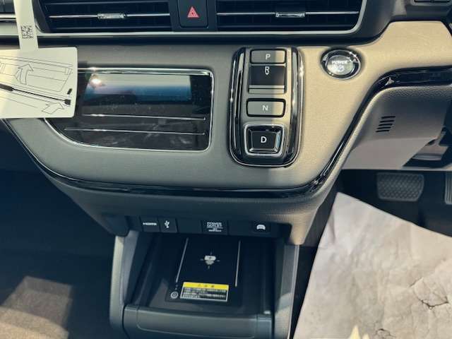 ホンダ オデッセイ　ハイブリッド ２．０ Ｅ：ＨＥＶ アブソルート ＥＸ R6年 (近畿) 99