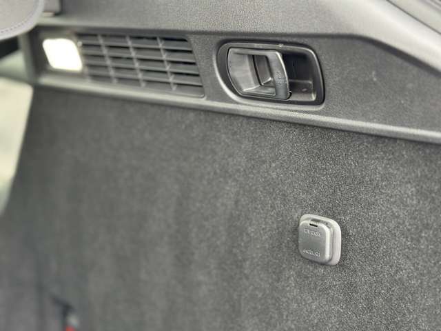 マツダ ＣＸ−６０ ３．３ ＸＤハイブリッド プレミアム モダン ディーゼルターボ ４ＷＤ R4年 (近畿) 99